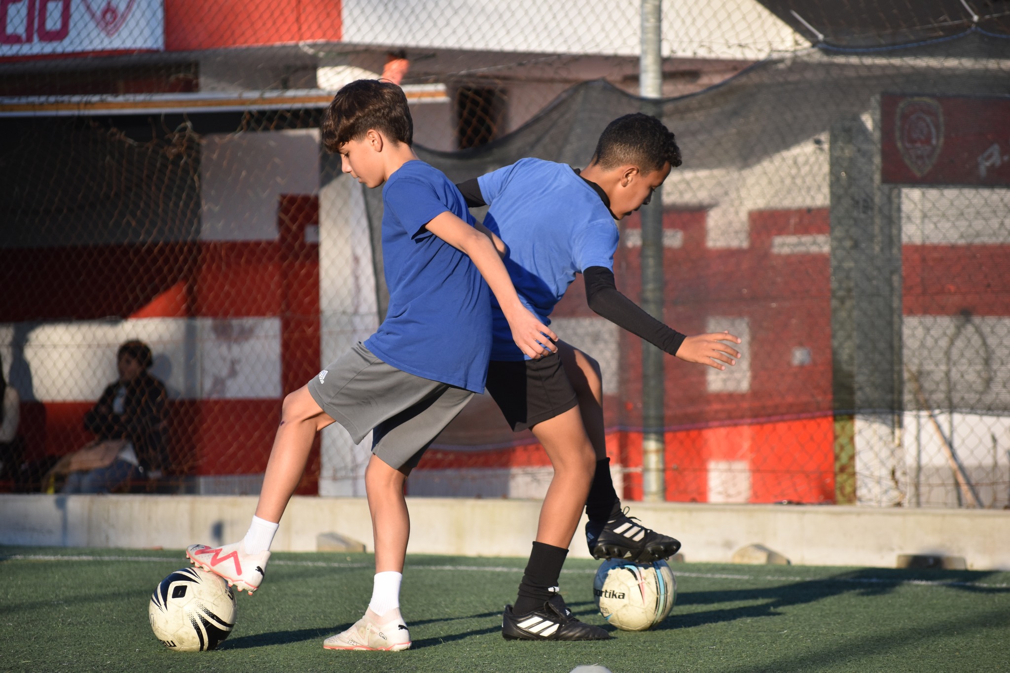 Individual Soccer Coach
Esercizi specifici abbinati ad allenamenti differenziati per età e ruolo
Scuola di tecnica individuale calcistica